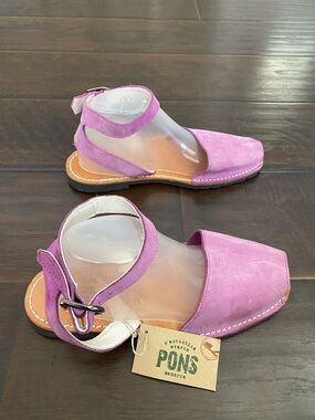 Pons made in Spain purple and brown sandal women’s size 9